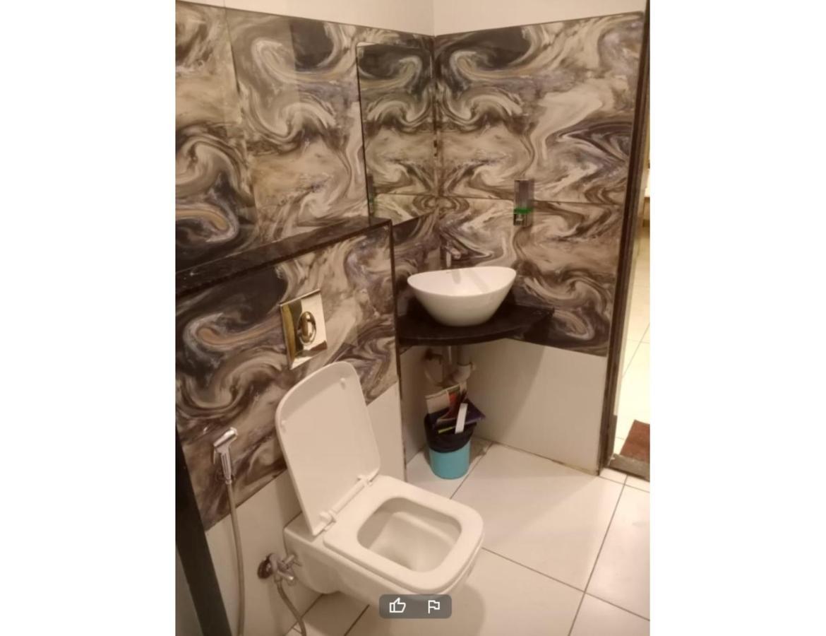 Hotel Govindam, Ujjain Eksteriør billede